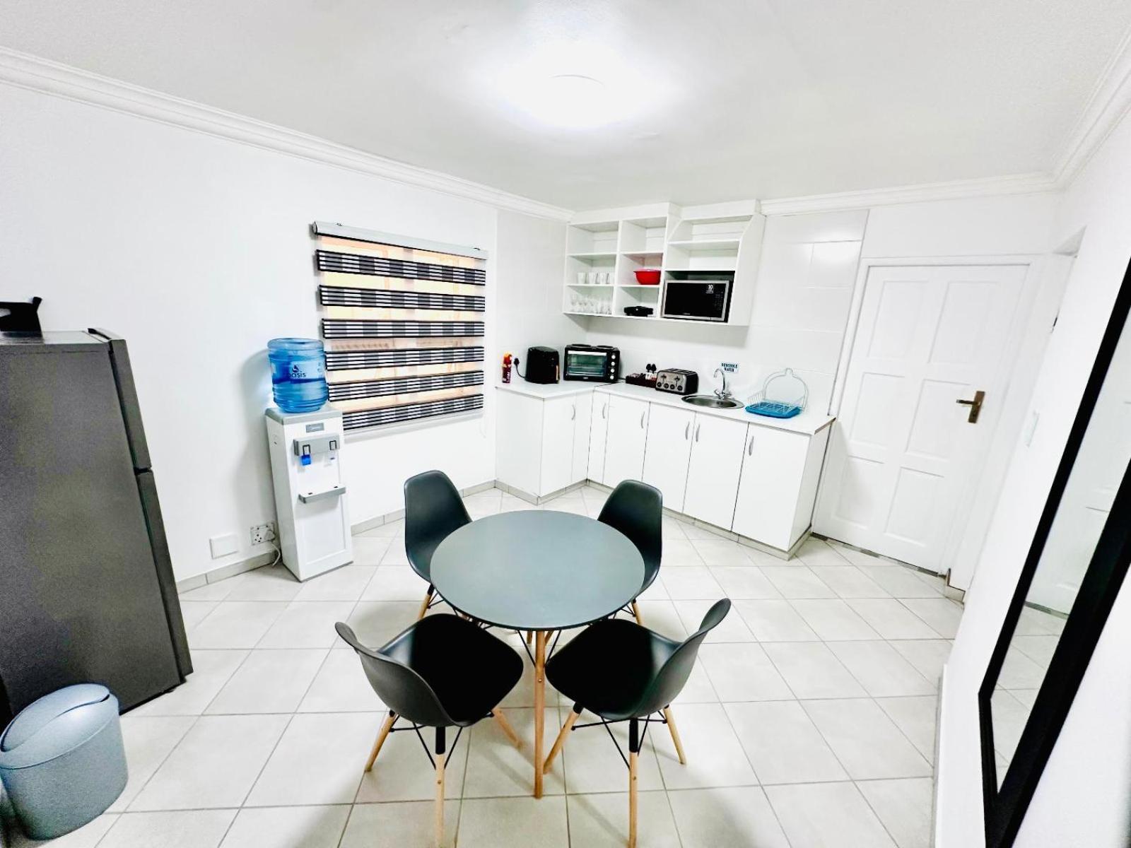 Hotel Vibes Cape Town Plattekloof Zimmer foto